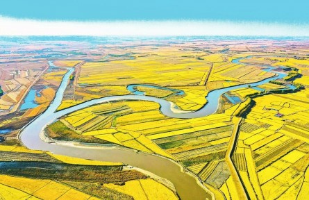 吉林：推進(jìn)高標(biāo)準(zhǔn)農(nóng)田建設(shè)