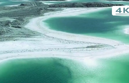 航拍作品：《心動青?！?></a></td>
<td align=