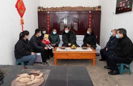 習近平談鄉(xiāng)村振興：使農(nóng)村的生活奔向現(xiàn)代化，越走越有奔頭