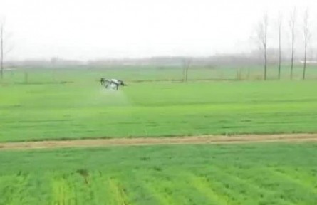 安徽亳州：全程機(jī)械智能化施肥 生產(chǎn)效率提升