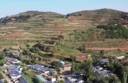 【奮進新征程 建功新時代·偉大變革】基礎設施補短板 山鄉(xiāng)巨變煥新顏