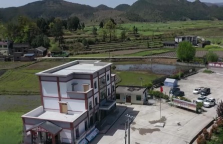 健康扶貧工程幫助近千萬個(gè)因病致貧返貧家庭擺脫貧困