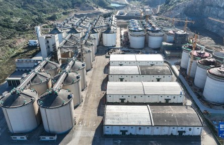 走進(jìn)“大國糧倉” 感受“儲(chǔ)糧之道”