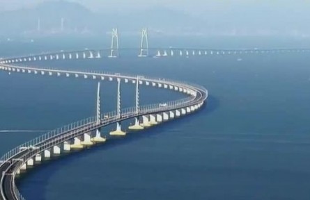 《焦點訪談》【奮斗 新的偉業(yè)】科教興國 人才強(qiáng)國