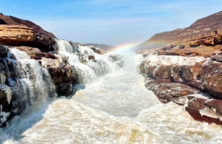 聽！終于聽到壺口冰瀑震撼新年原聲