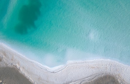 鹽湖為什么色彩斑斕？