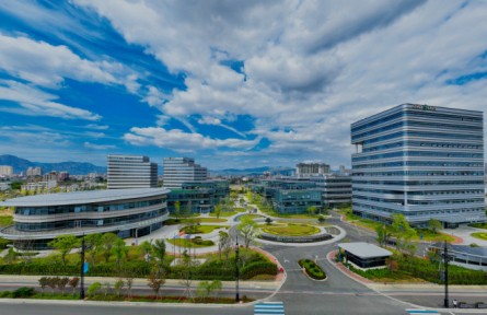 “八八戰(zhàn)略”實(shí)施20周年：改革，決定命運(yùn)的關(guān)鍵一招