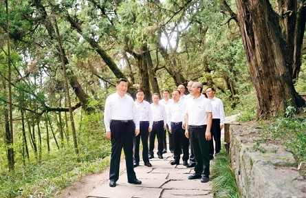 習(xí)近平：中國式現(xiàn)代化是強國建設(shè)、民族復(fù)興的康莊大道
