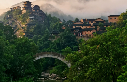 中國各地生態(tài)優(yōu)勢正轉(zhuǎn)化為綠色發(fā)展動能