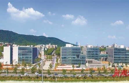 高?？萍汲晒绾螐摹皶堋本徒稀柏浖堋?></a></td>
<td align=