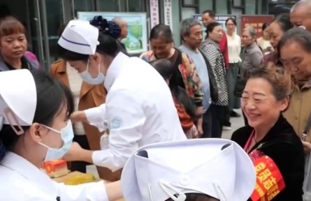 我國糖尿病患病率已達12.8% 各地多措施為糖尿病患者提供健康服務(wù)