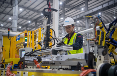 制造業(yè)數(shù)字化轉型 digital transformation of manufacturing sector