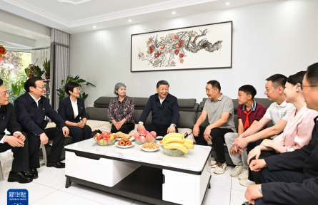 習(xí)近平在寧夏考察時(shí)強(qiáng)調(diào) 建設(shè)黃河流域生態(tài)保護(hù)和高質(zhì)量發(fā)展先行區(qū) 在中國(guó)式現(xiàn)代化建設(shè)中譜寫(xiě)好寧夏篇章
