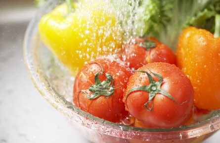 辟謠|這樣洗菜，當心越洗越臟