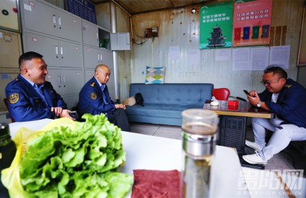 張桂林:“惠農(nóng)專線”的守護者