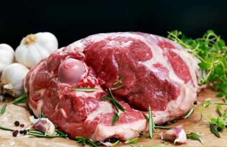 冬天到，羊肉俏，冬吃羊肉身體好！