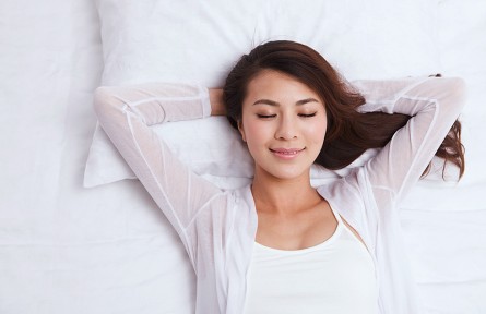 辟謠|睡覺(jué)時(shí)，枕頭只枕到后腦勺？