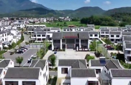 安徽各地：村企合作 讓農民在家門口就業(yè)增收