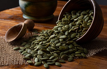 愛吃南瓜籽的有福了，每天1小把，竟有這么多意想不到的好處！