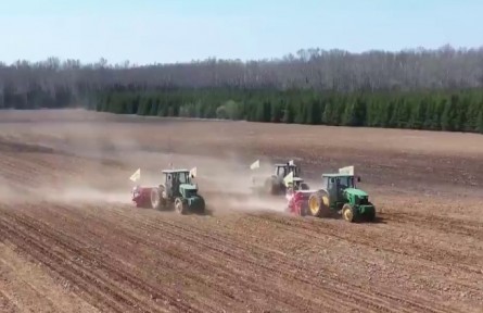 黑龍江：春耕有“技”可施